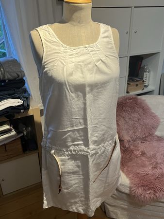 Neuwertiges, weisses Esprit Leinenkleid, Gr 40