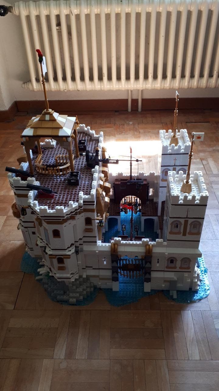 Spielzeuge: LEGO Burg – Gebraucht aus Wald ZH von Padrenardo 2