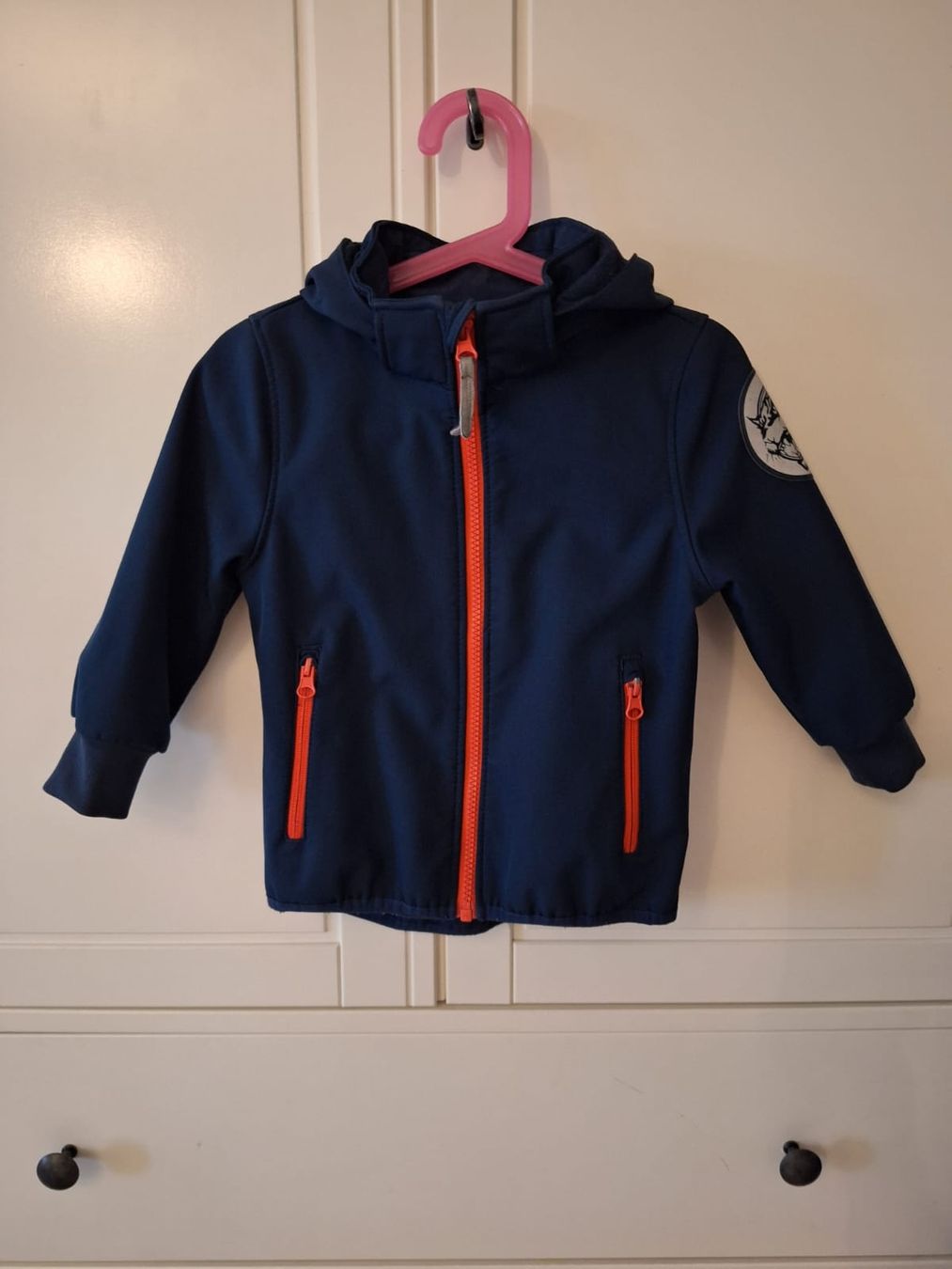 H&M Giacche & Cappotti: Softshell Jacke Kinder H&M Gr. 98 – Usato da Bülach venduto da dan_7scp