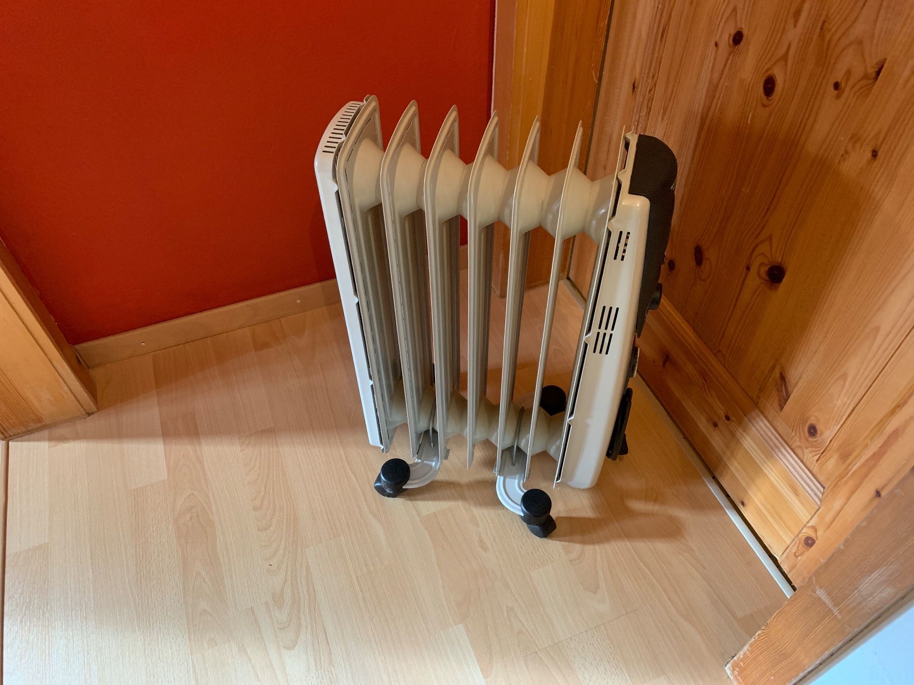 Mio Star Radiatori: Ölradiator 1500 W mit Timer – Usato da Malix venduto da Bigbonsay 1