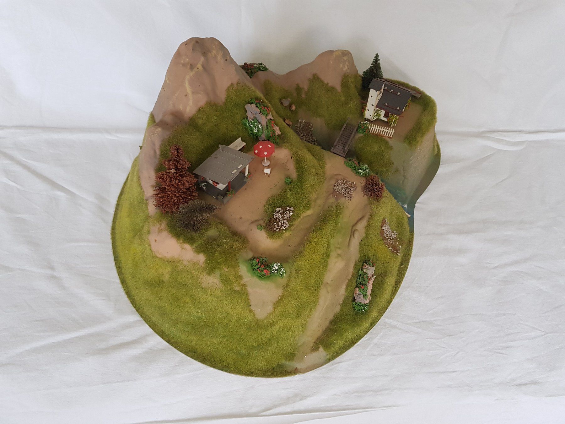 Noch Modelleisenbahnen: Noch 501: Fertiggelände – Gebraucht aus Luzern von inca55 3