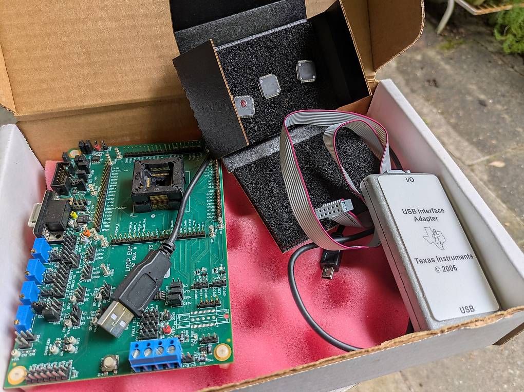 Texas Instruments Composants électroniques: Texas Instruments Development Board – Neuf avec emballage d'origine à Binningen par Smile-46 1