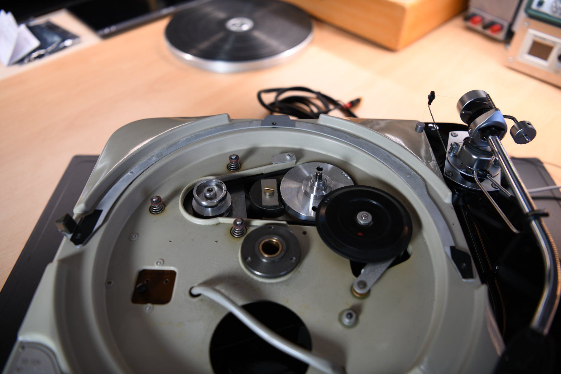 Thorens Giradischi: Thorens TD124 MKI Total Revidiert – Usato da Hochfelden venduto da per54 5