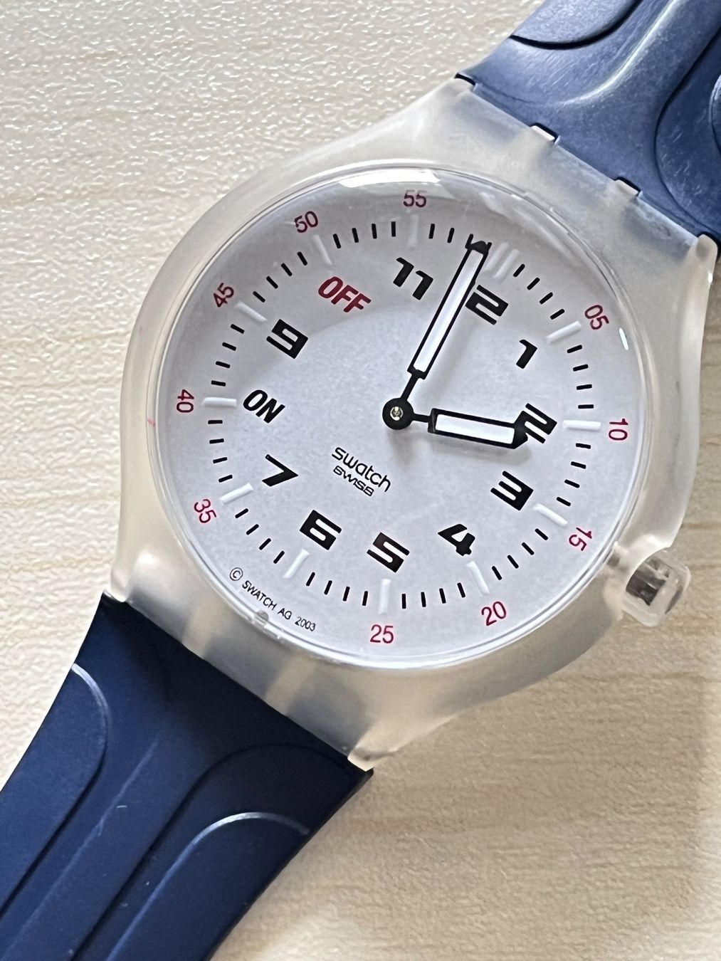 Swatch Montres: Swatch Uhr, ON/OFF Design, Top Zustand – D'occasion à Grenchen par chththl