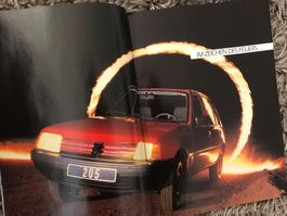 Prospekt PEUGEOT 205, 1983, UNGELOCHT, w. NEU, richtig schön