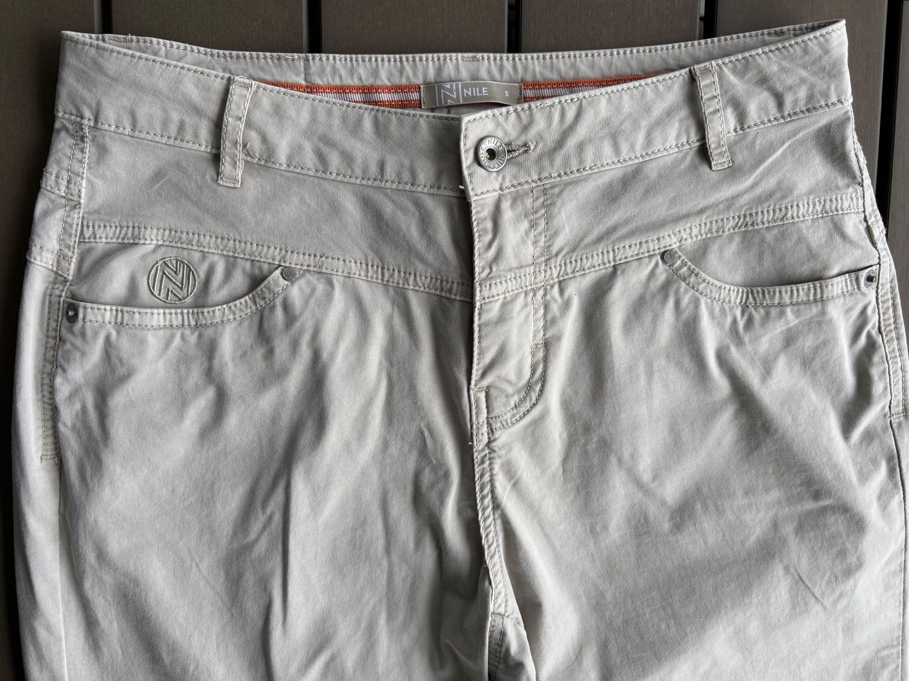Nile Pantaloni: Nile leichte Freizeithose, Gr. S, beige – Usato da Ebnat-Kappel venduto da Molton 2