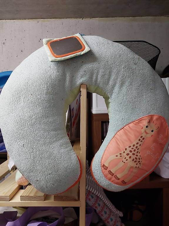 Kissen: Coussin d'activités / de positionnement bébé – Gebraucht aus Onex von morelan 1