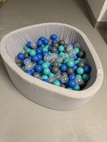 Soft-Bällebad + Kissen Nest, grau, super Zustand, Top!