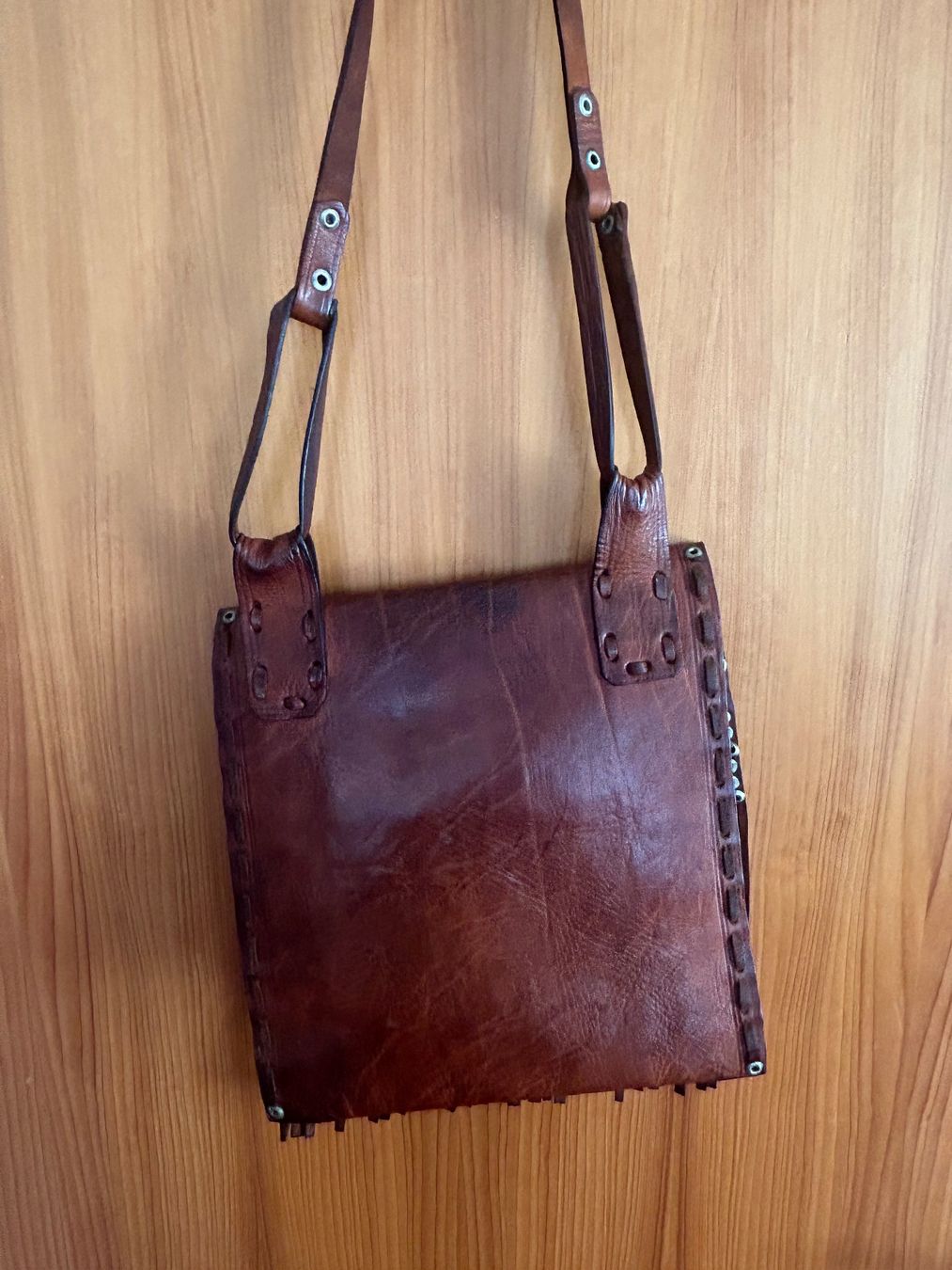 Taschen: Umhängetasche Leder Fransen Nieten Boho – Gebraucht aus chur von corazon710 2