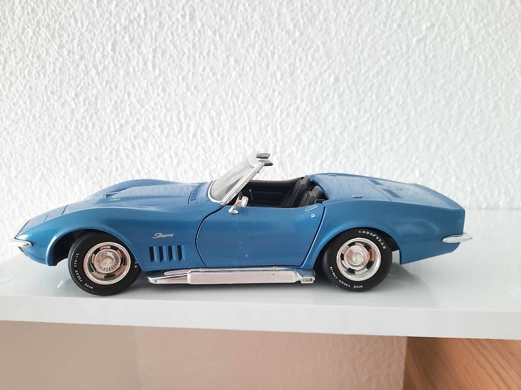 Chevrolet Modellini d'auto: Modellauto 1:18 Corvette 1969 – Usato da Oensingen venduto da corvette04