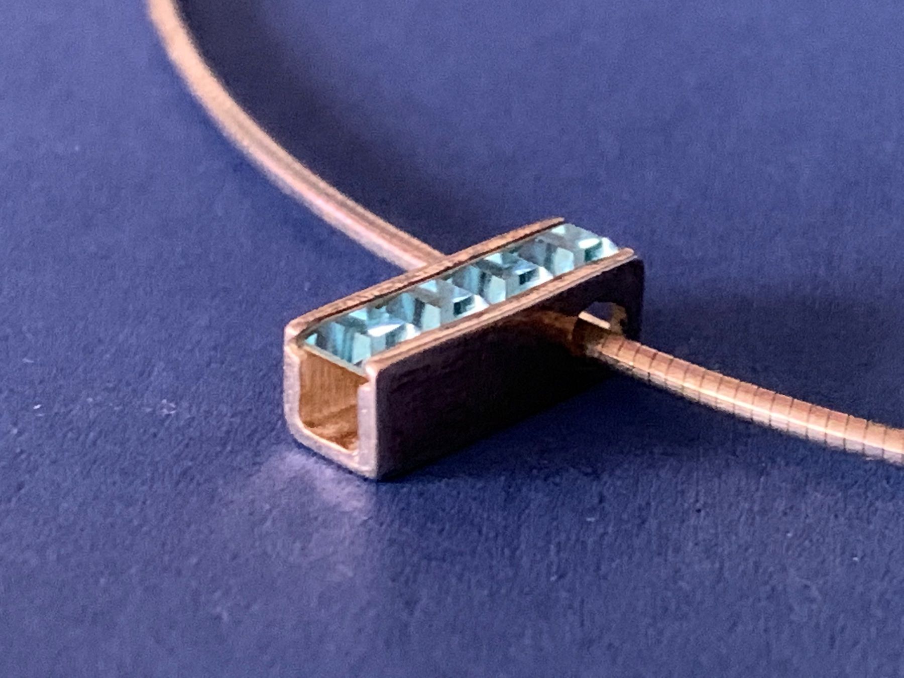 Catenine: Schlangenkette mit 4 blauen steinen – Usato da Dittingen venduto da Bijoubelle
