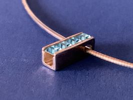 Schlangenkette mit 4 blauen steinen