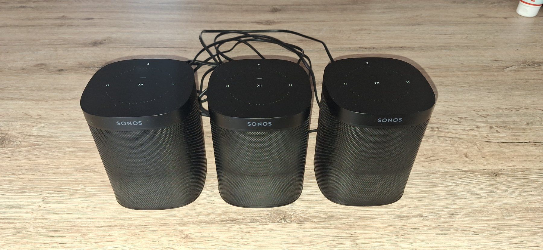 Sonos Casse acustiche: 3 x Sonos One, Gen2 – Usato da Chur venduto da GR001