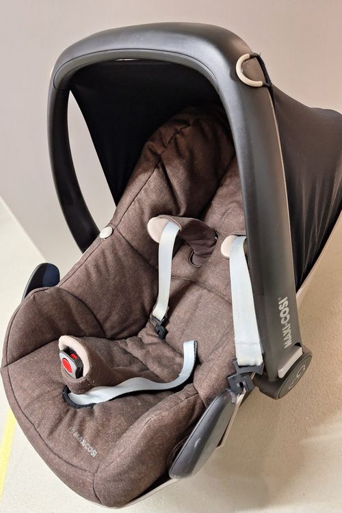 Maxi-Cosi Sièges auto: Maxi Cosi Pebble Plus Kindersitz, sehr gut erhalten – D'occasion à Nürensdorf par jil_lb9k