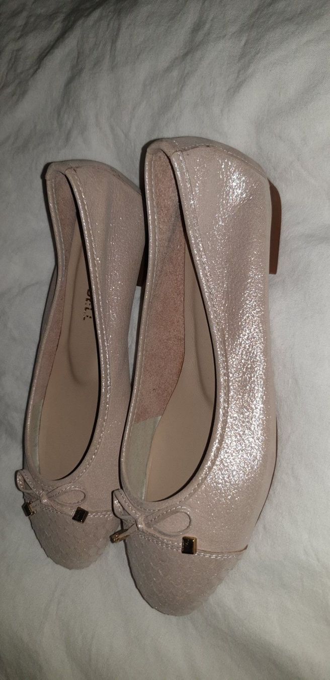 Scarpe da donna: Ballerina Kriste Bell gr 36 Neu – Usato da Gwatt (Thun) venduto da Letzte-Chance-III 2