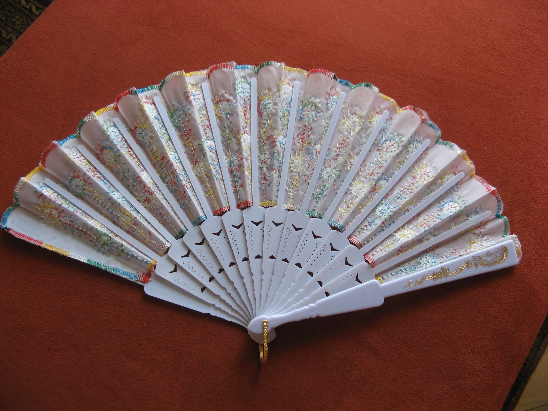 Ventilatori: Fächer weiss mit Pailetten – Nuovo (secondo la descrizione) da Zürich venduto da apil 2