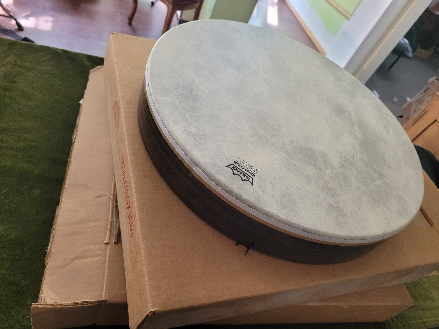 Musikinstrumente: 2 Stück REMO Hand Drum, 16" – Neu (gemäss Beschreibung) aus Thun von Barbara082