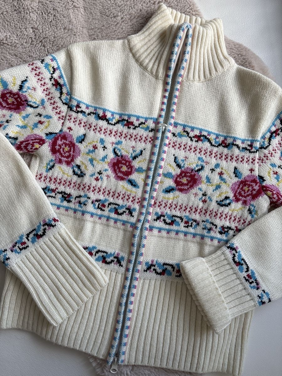 Jacken: Winter-Strickjacke Grösse S, warm!Z – Gebraucht aus Zofingen von MasterPCI 4