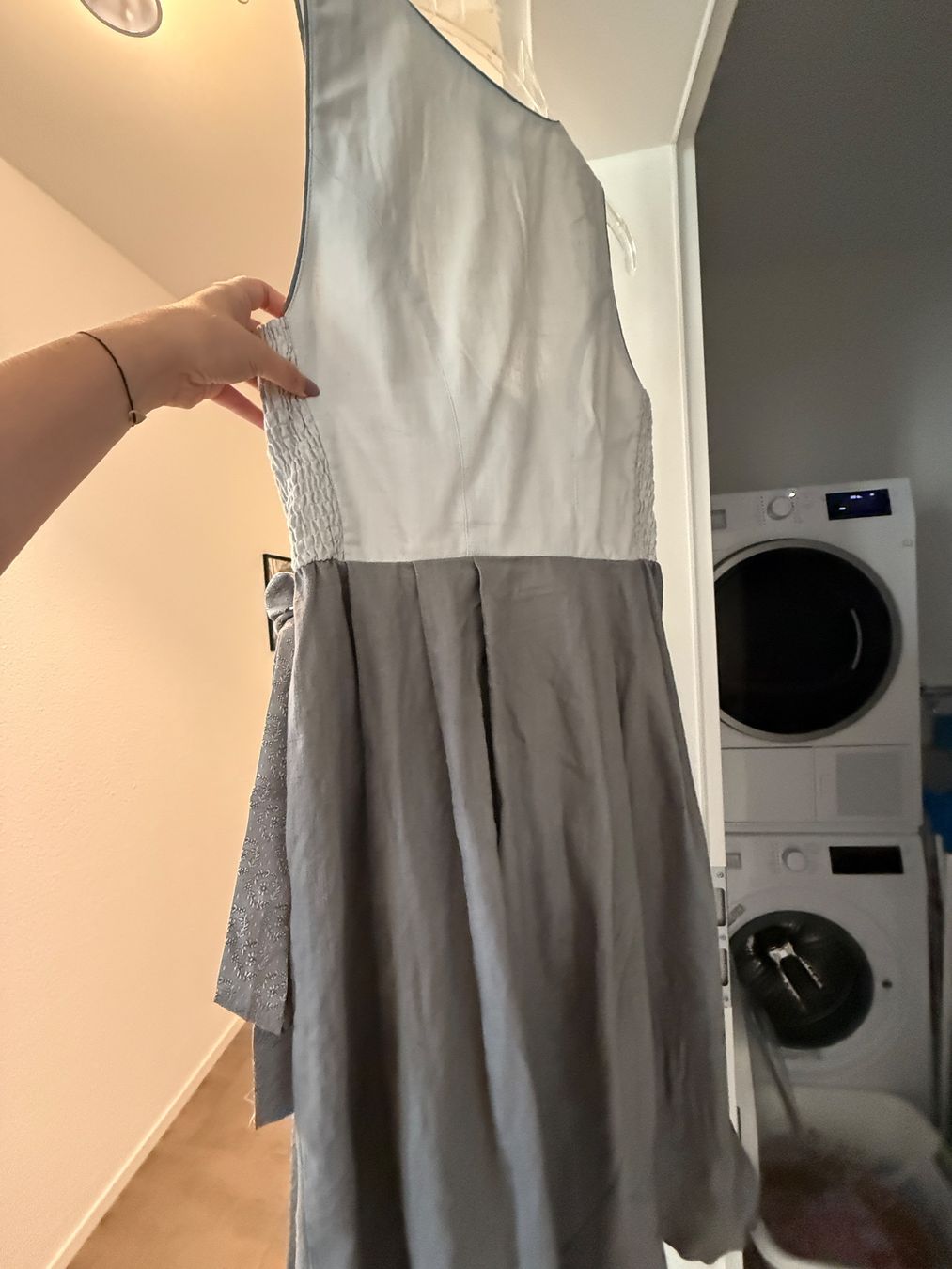 Robes: Dirndl | 42 – Neuf (Voir description) à Niederrohrdorf par jasmiinw 3