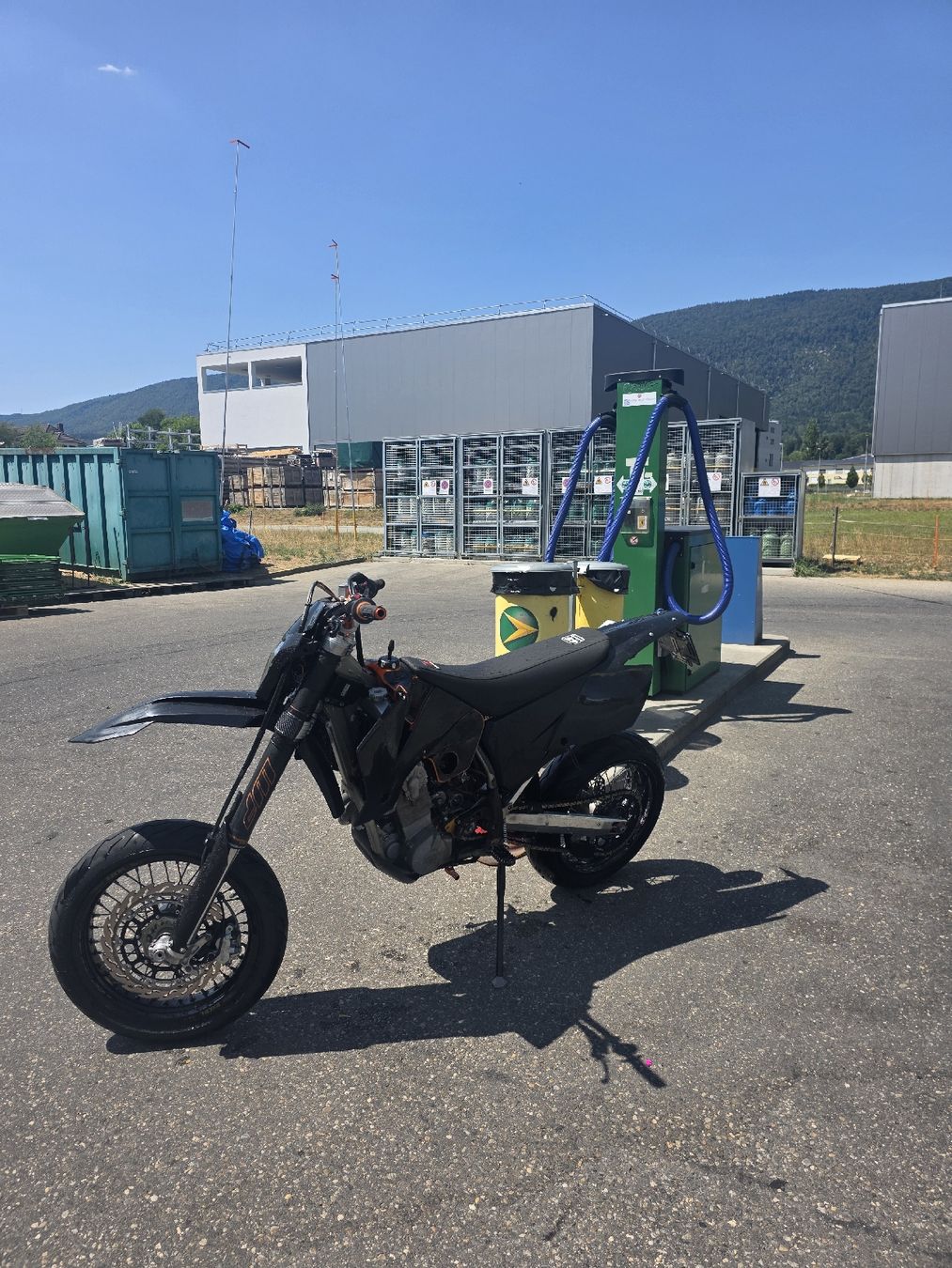 KTM Strasse: KTM EXC 525 Supermoto – Gebraucht aus Bettlach von Leemetuning 2