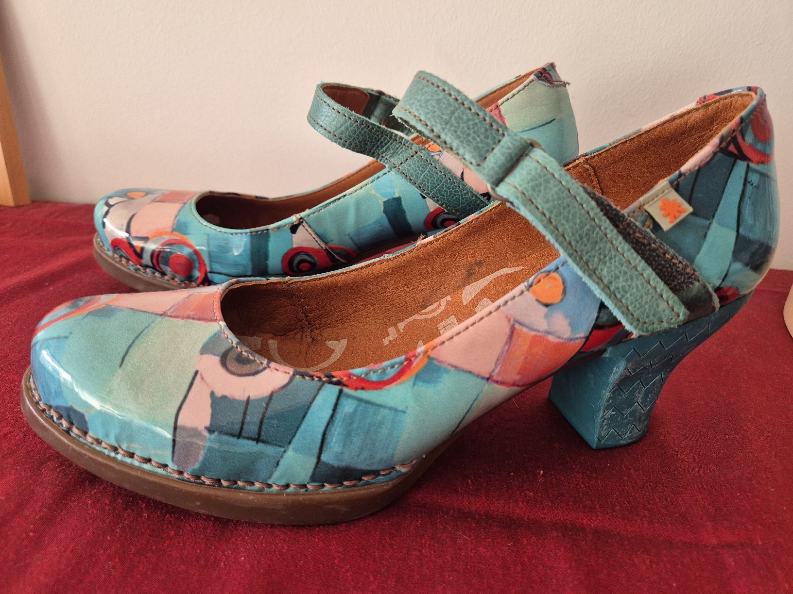 Art Scarpe da donna: Art Pumps, High Heels Gr. 39 – Usato da Oberdiessbach venduto da Finland1977 2