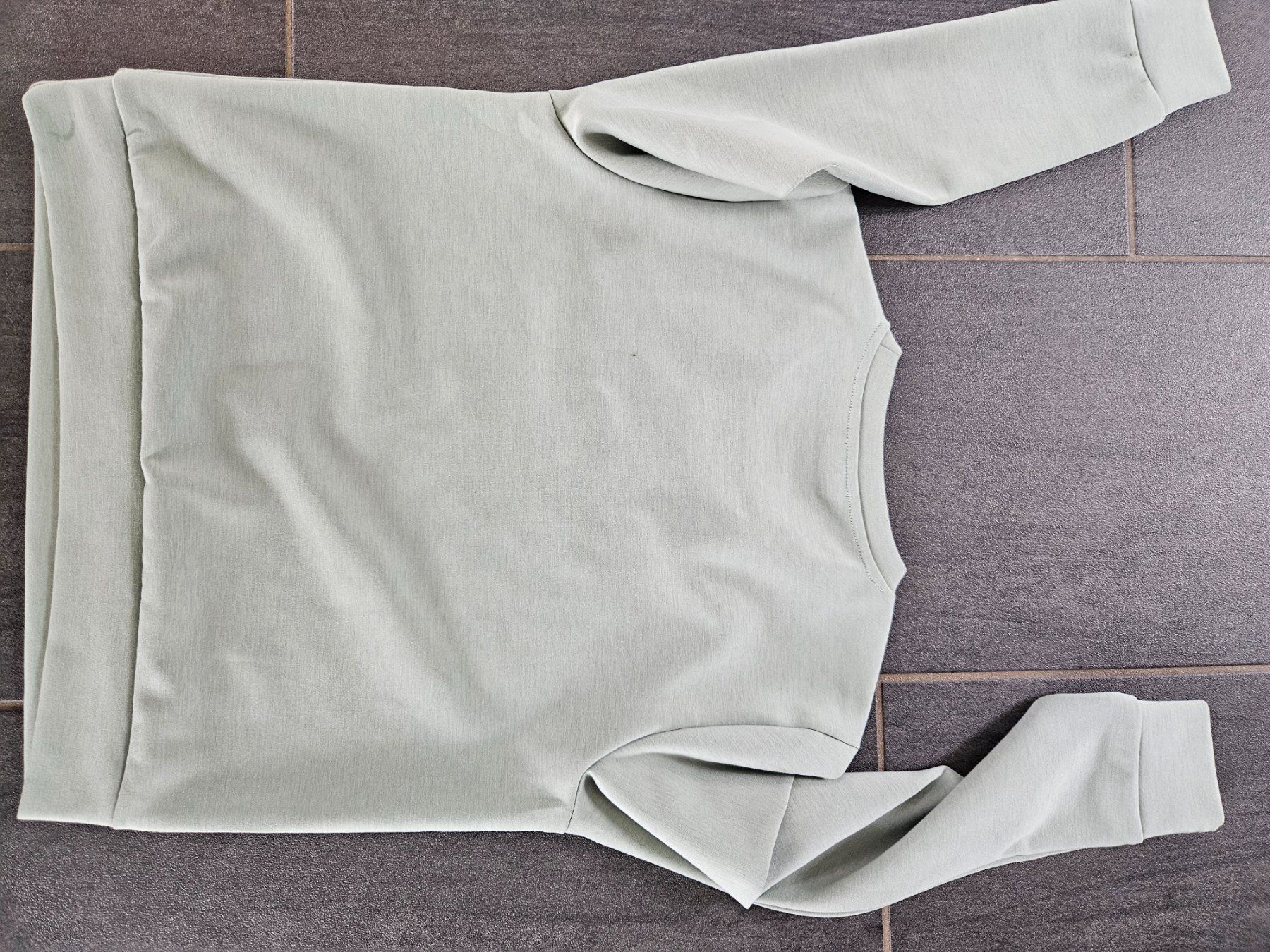 Pulls & Sweat-shirts: Pullover – Neuf (Voir description) à Walperswil par Jacquelaeng 2