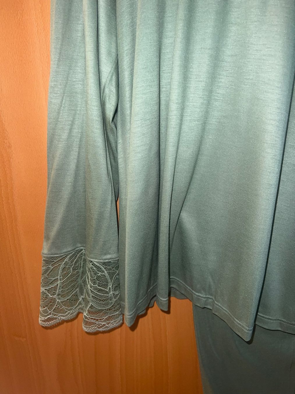Hanro Negligees & Pigiami: Pyjama HANRO L neu – Nuovo (secondo la descrizione) da Dornach venduto da samuti 1