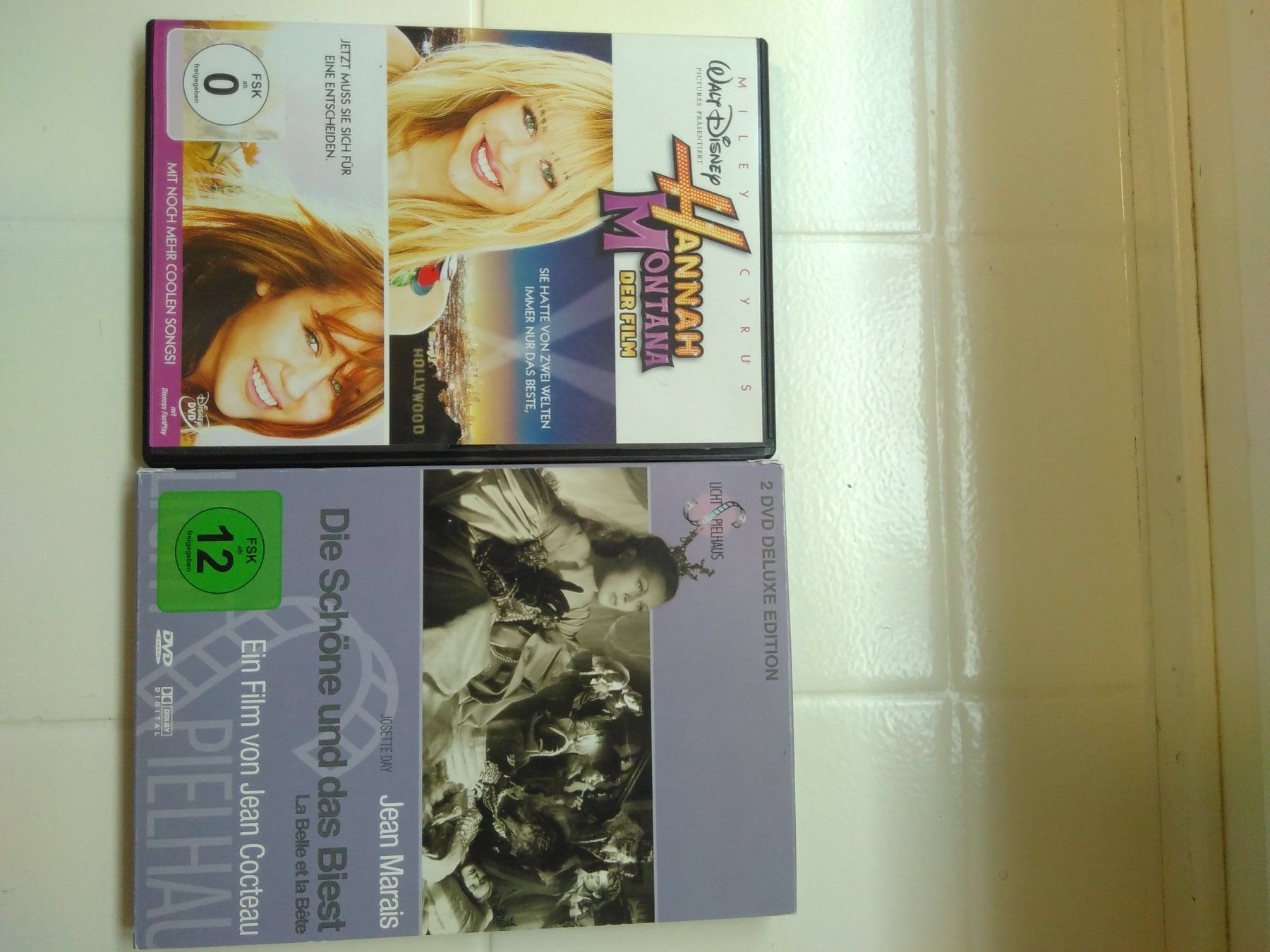Tutti i DVDs: zwei Mädels DVD`s – Usato da Hochwald venduto da DeArmond