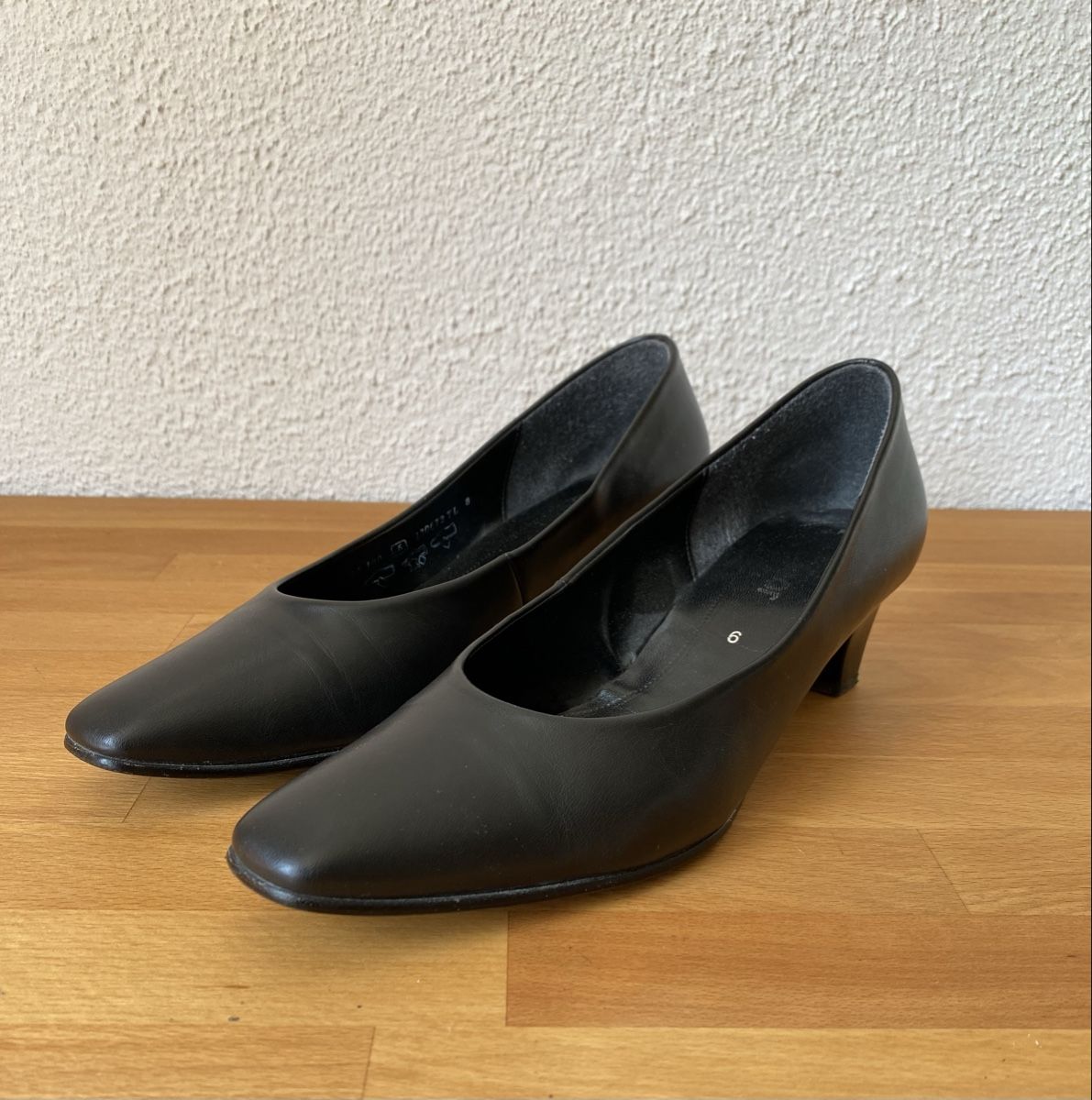 Gabor Scarpe da donna: Gabor Damenpumps, schwarz, Grösse 39 – Usato da Rothenfluh venduto da m.s.w