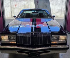 OLDSMOBILE Cutlass Coupé 5.7 V8 350 cui Veteran 170 PS