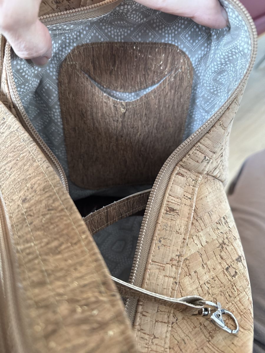 Zaini: Kork-Rucksack – Usato da Adligenswil venduto da Esthee 8