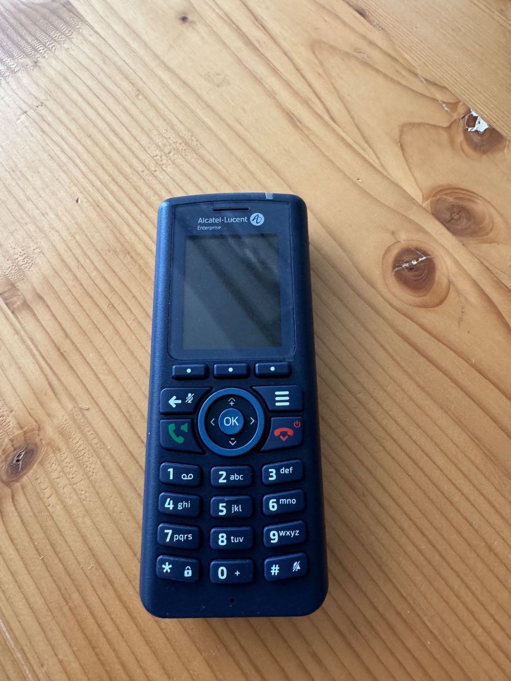 Alcatel Telefoni: Alcatel-Lucent 8214 DECT Handset mit Ladestation – Top Zusta – Usato da Gossau ZH venduto da Supp_Goss_ICT