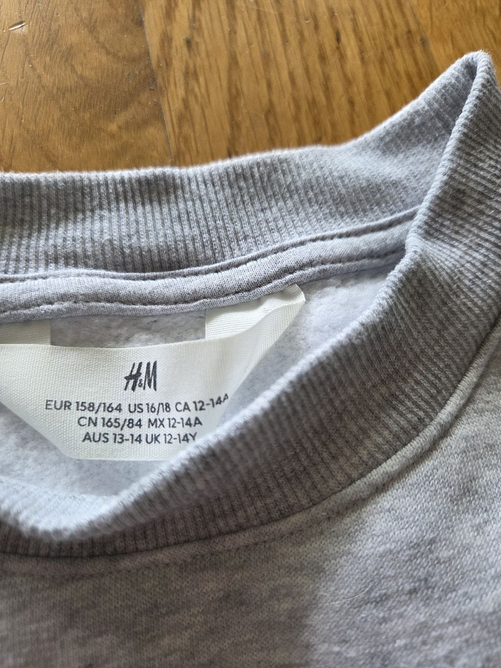 Pullover & Sweatshirts: 2 Pullover Grösse 158/164 – Gebraucht aus Rotkreuz von honi02 4
