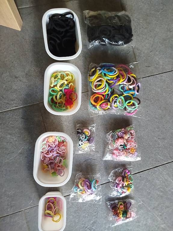 Accessoires pour cheveux: Haar Gummi  – D'occasion à Bätterkinden par sch_s6nb