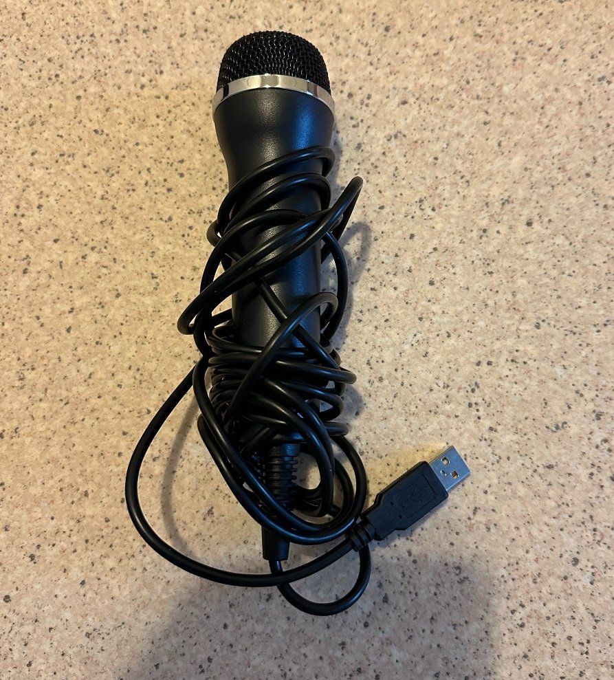 Microfoni: USB MIKROFON FÜR PS4 – Usato da Nidau venduto da EXP40