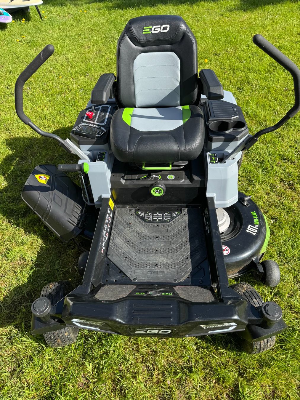 Ego Rasenmäher: Ego Z6 Aufsitz-Rasenmäher Zero Turn 100% Elektro – Gebraucht aus Chevroux von tr7_hp65