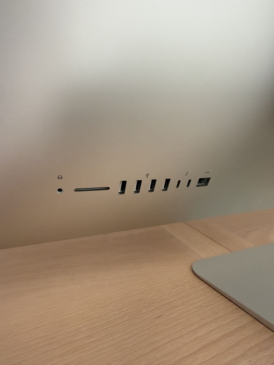Apple PC: 2019 Apple iMac 27" Retina 5K Display – Nuovo (secondo la descrizione) da Ittigen venduto da jimmy_ 1