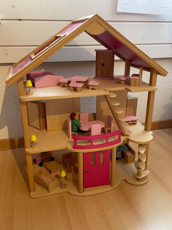 Puppenhaus mit vielen Möbeln Kaufen auf Ricardo