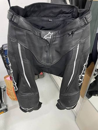 Alpinestars Lederkombi - Jacke und Hose inkl. Schutz