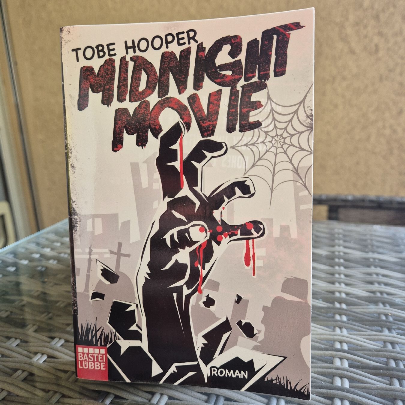 Libri: Midnight Movie (Buch) – Nuovo (secondo la descrizione) da Winterthur venduto da ric_b9m9