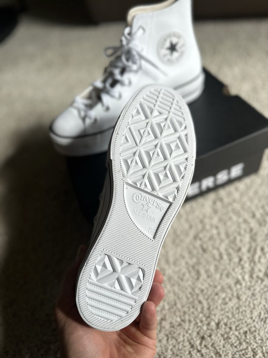 Converse Scarpe da uomo: Converse Leder Gr. 39 einmal getragen  – Nuovo (secondo la descrizione) da Schaffhausen venduto da MX02 2