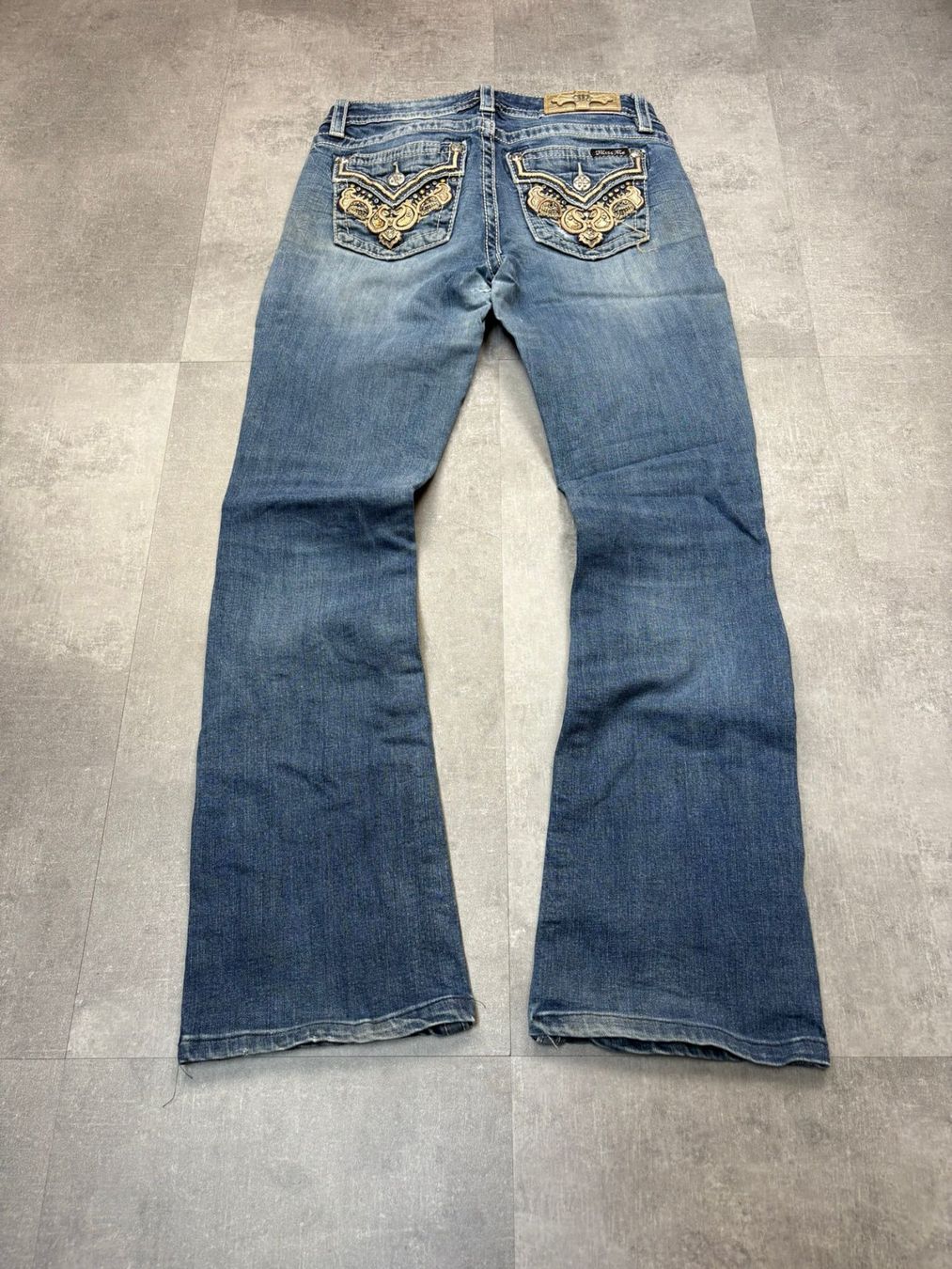 Jeans: Miss Me Bootcut Flared Jeans - Grösse S/27 – Usato da Werdenberg venduto da hase.vintage 1