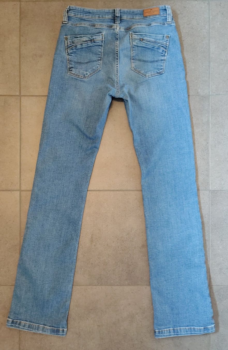 Jeans: Cross Jeans Lauren Bootcut 27/32 – Usato da Schliern b. Köniz venduto da Schnumy 1
