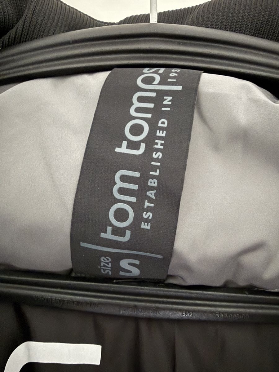 Giacche: Daunenjacke Damen Tom Tompson – Usato da Münsingen venduto da Kilchenm 3