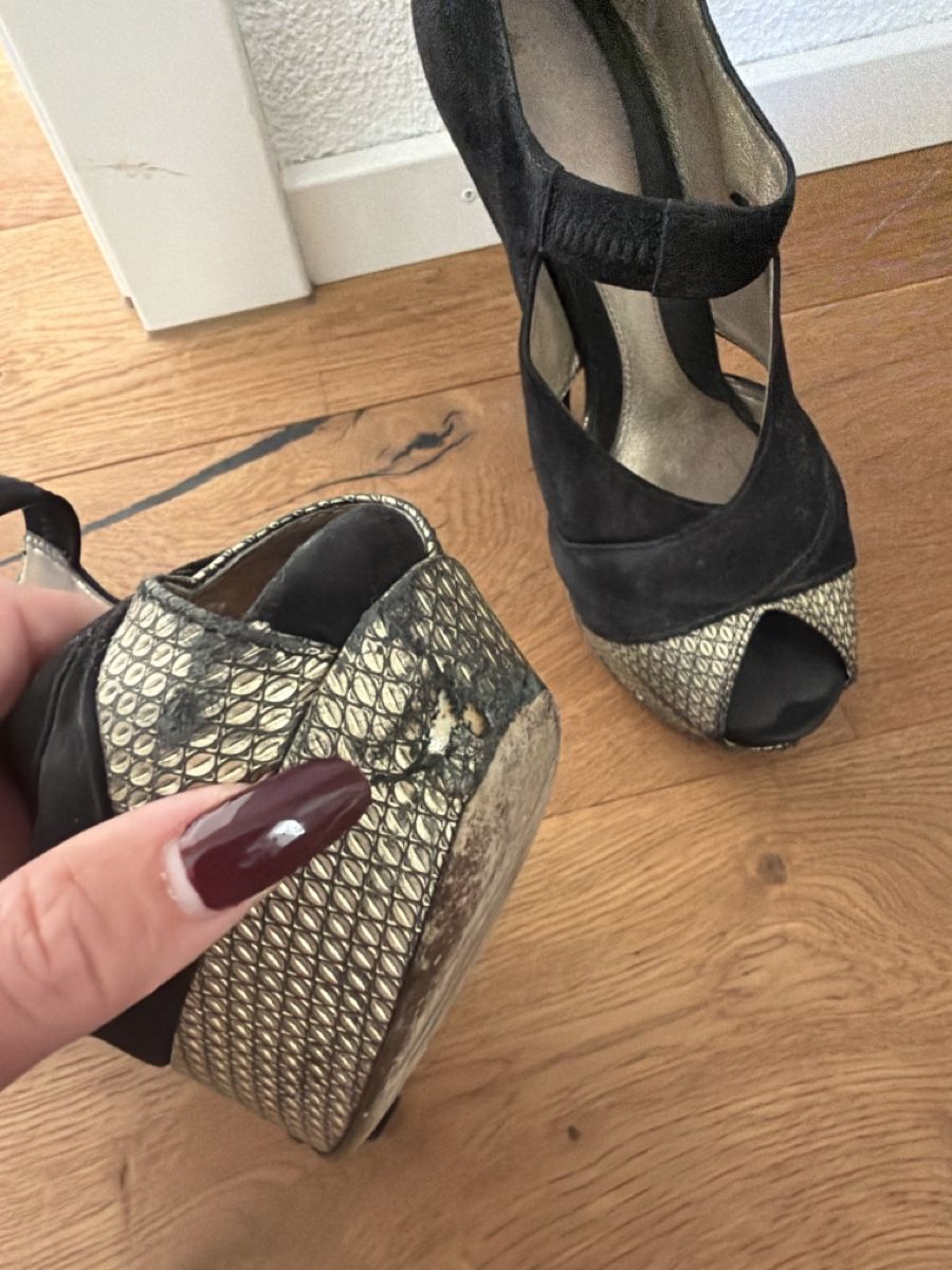 Fendi Scarpe da donna: Fendi Black Suede Peep Toe - Size 37.5 – Usato da Stallikon venduto da RTagel 4