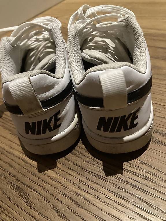 Chaussures hommes: Nike Sneakers Gr. 36  – D'occasion à Winterthur par Rawille 2