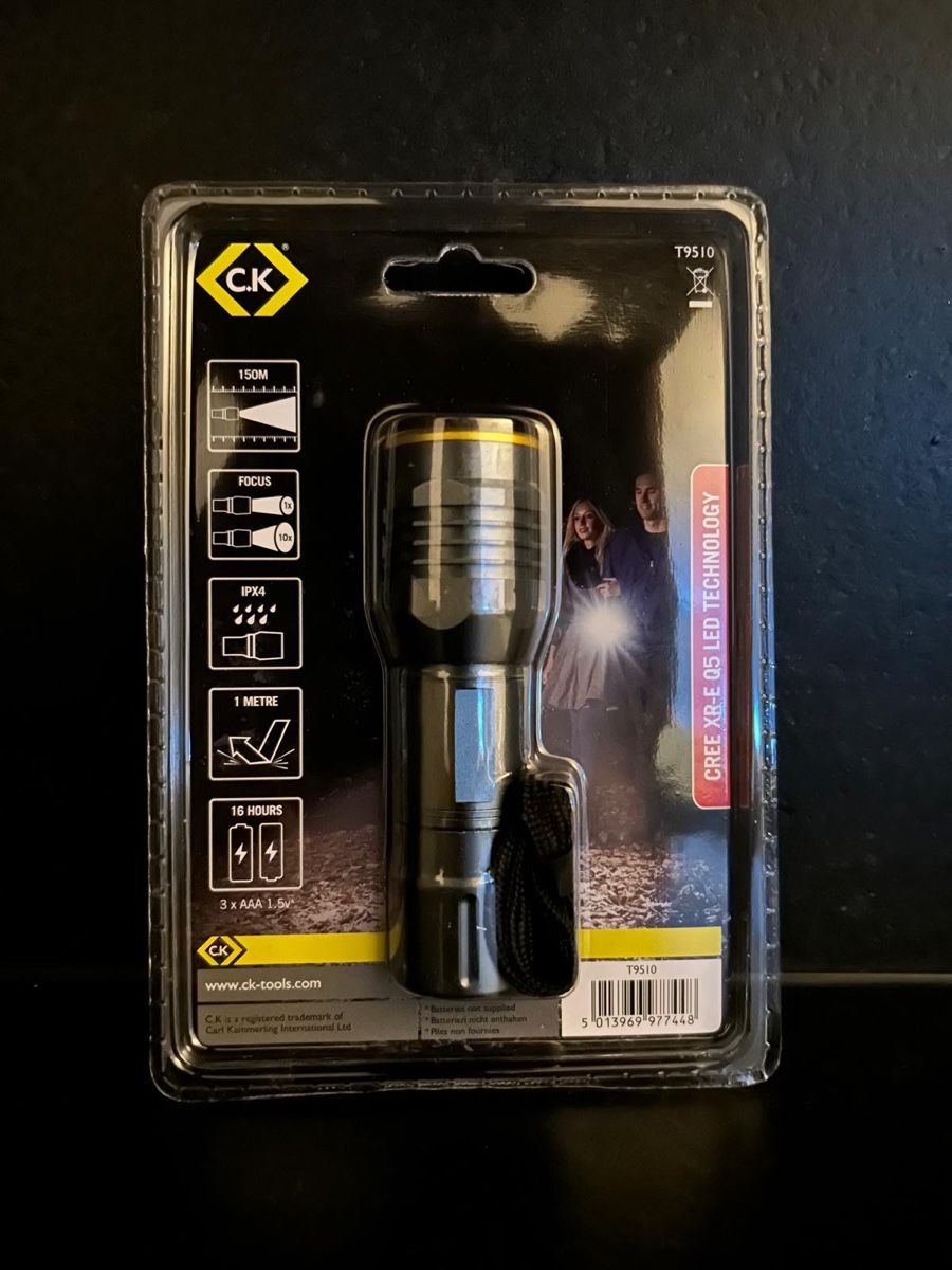 Lampade: Neue C.K LED Taschenlampe, NEU – Nuovo e nell'imballaggio originale da Au SG venduto da Rambodisli7 1