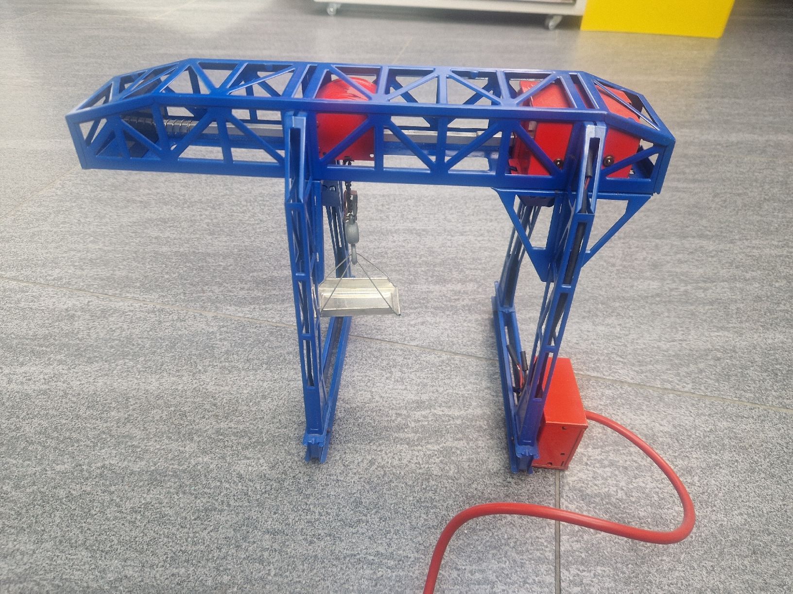 Spielzeuge: Biller Torkran 1830 E – Neu (gemäss Beschreibung) aus Zofingen von TR1981 2