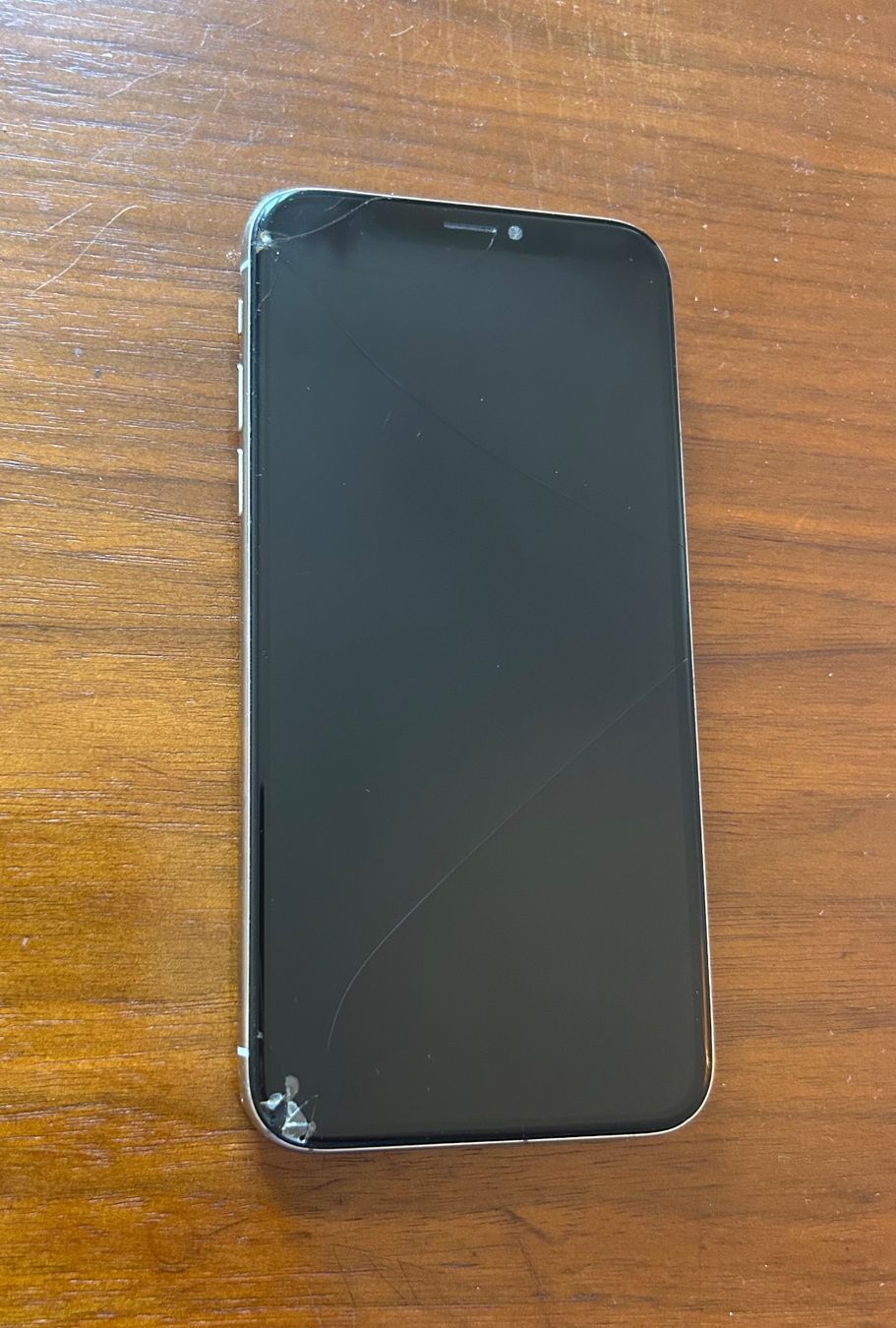 Apple Portables: iPhone X weiss gebraucht – D'occasion à Zürich par SebastienG 4