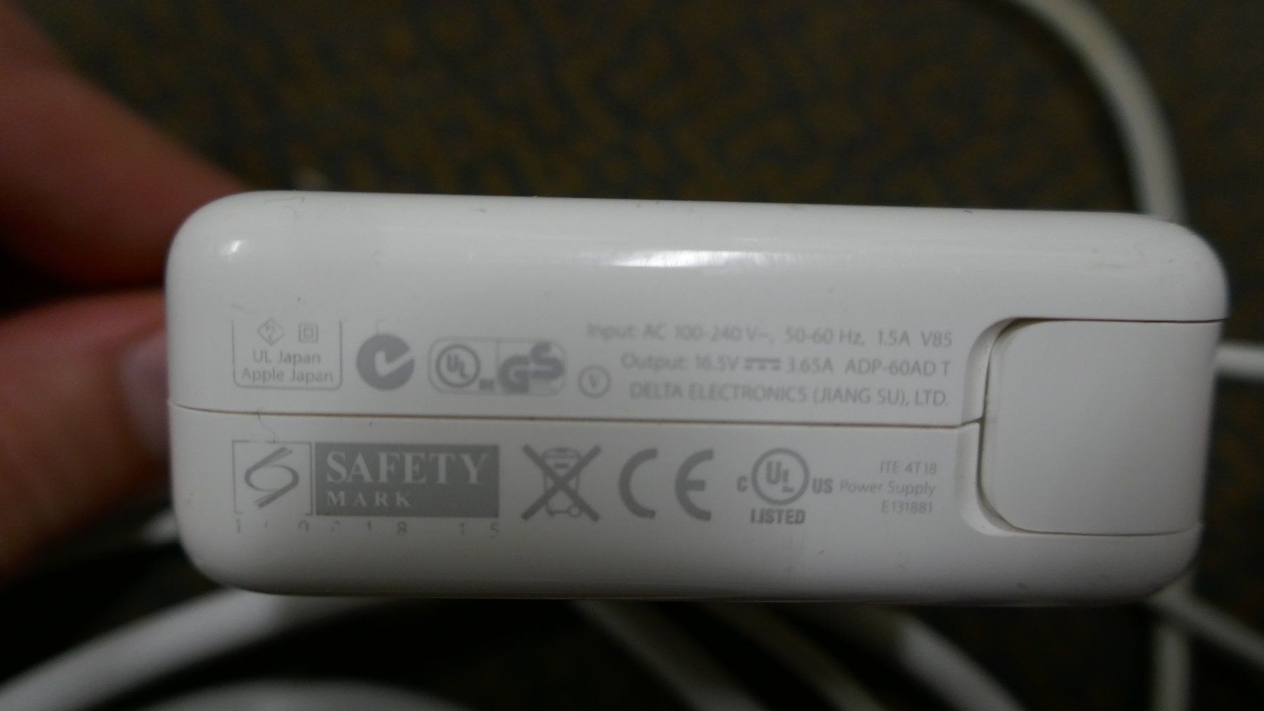 Apple Kabel: Macbook Netzteil – Gebraucht aus Wenslingen von FairlightCMI 1